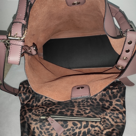 Gorgeous Genuine Mauve Leather Convertible Hobo Bag With Removable Insert - Picture 7 of 16